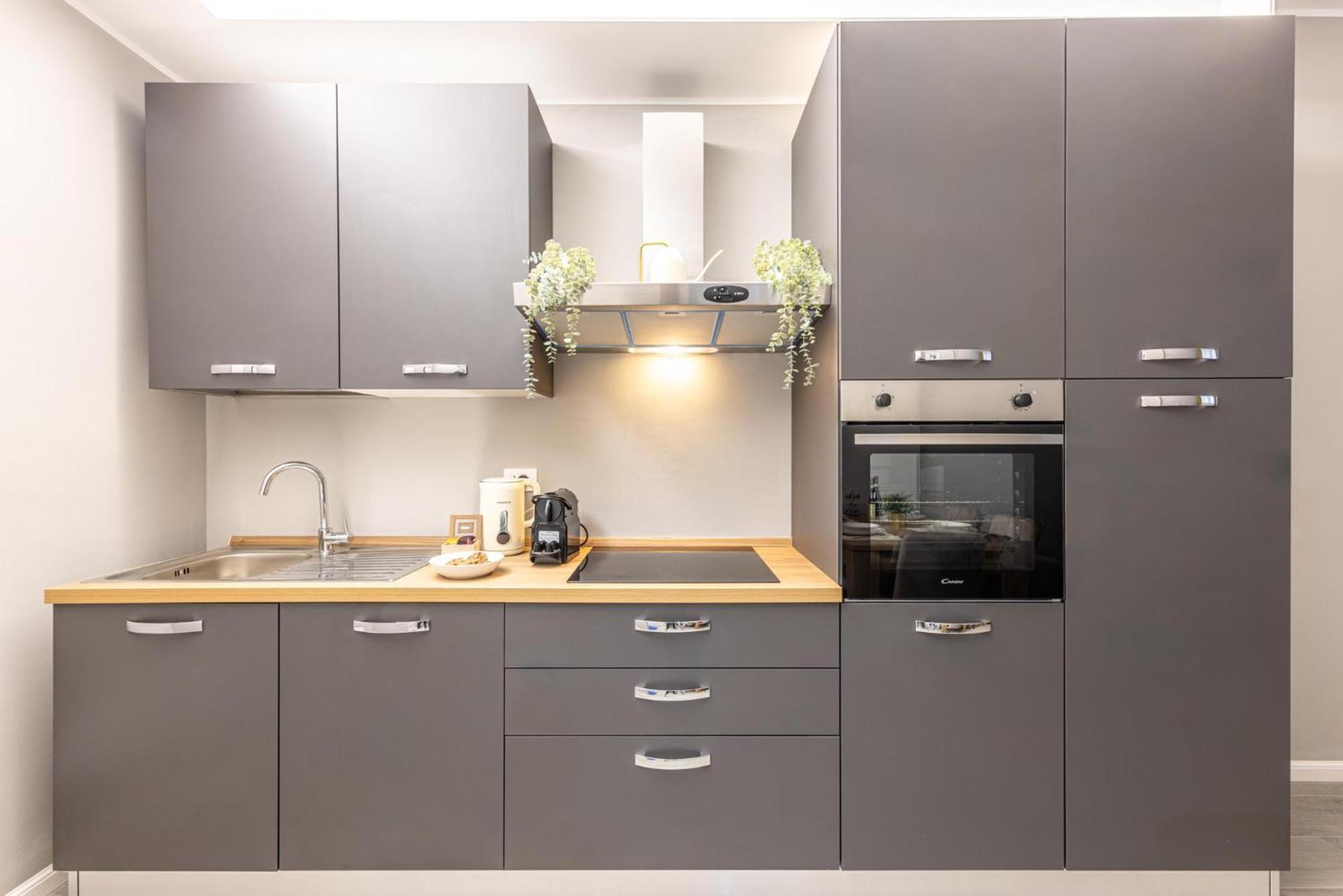 Lovely Apartment - 15Min Duomo, Milano Екстер'єр фото
