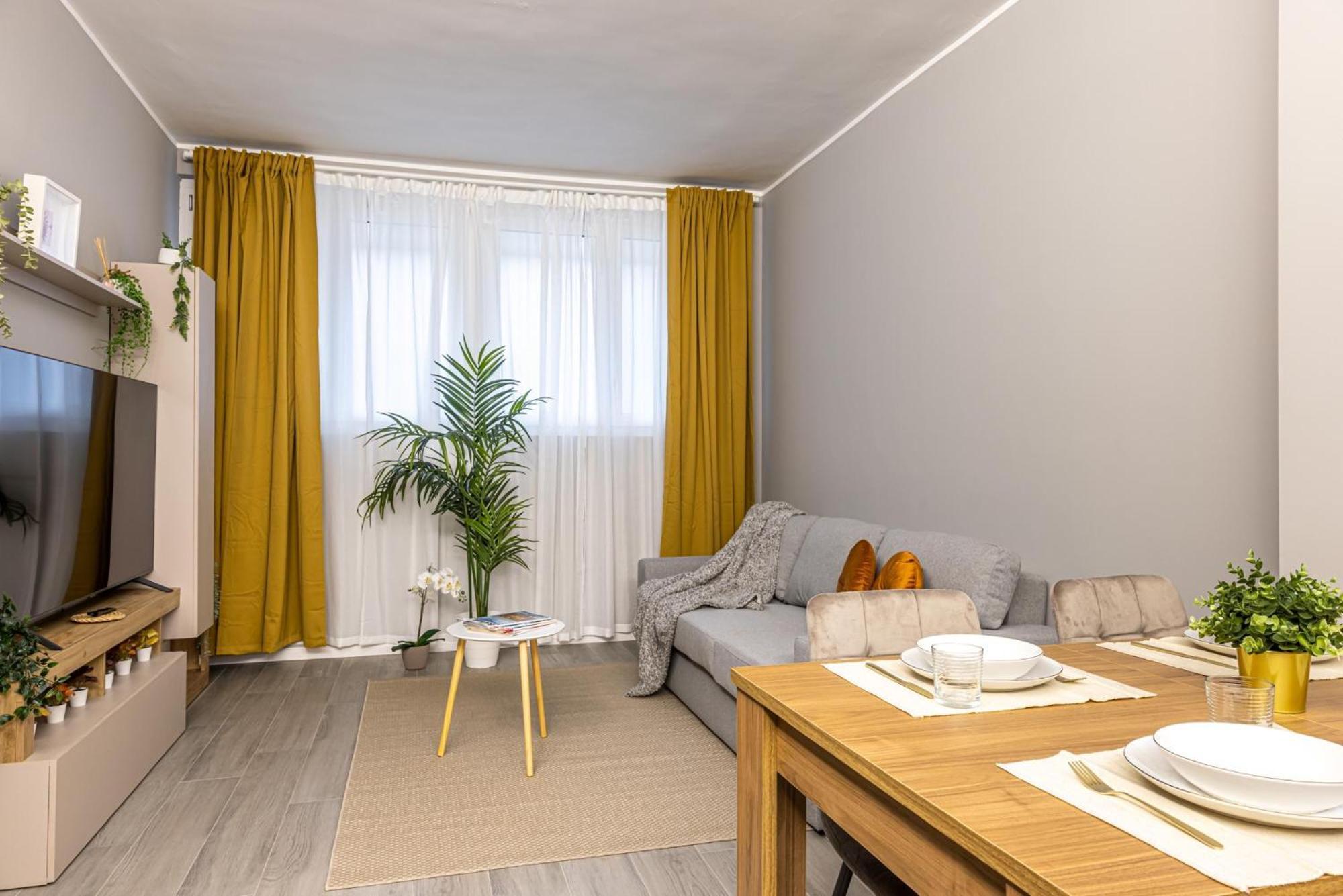 Lovely Apartment - 15Min Duomo, Milano Екстер'єр фото