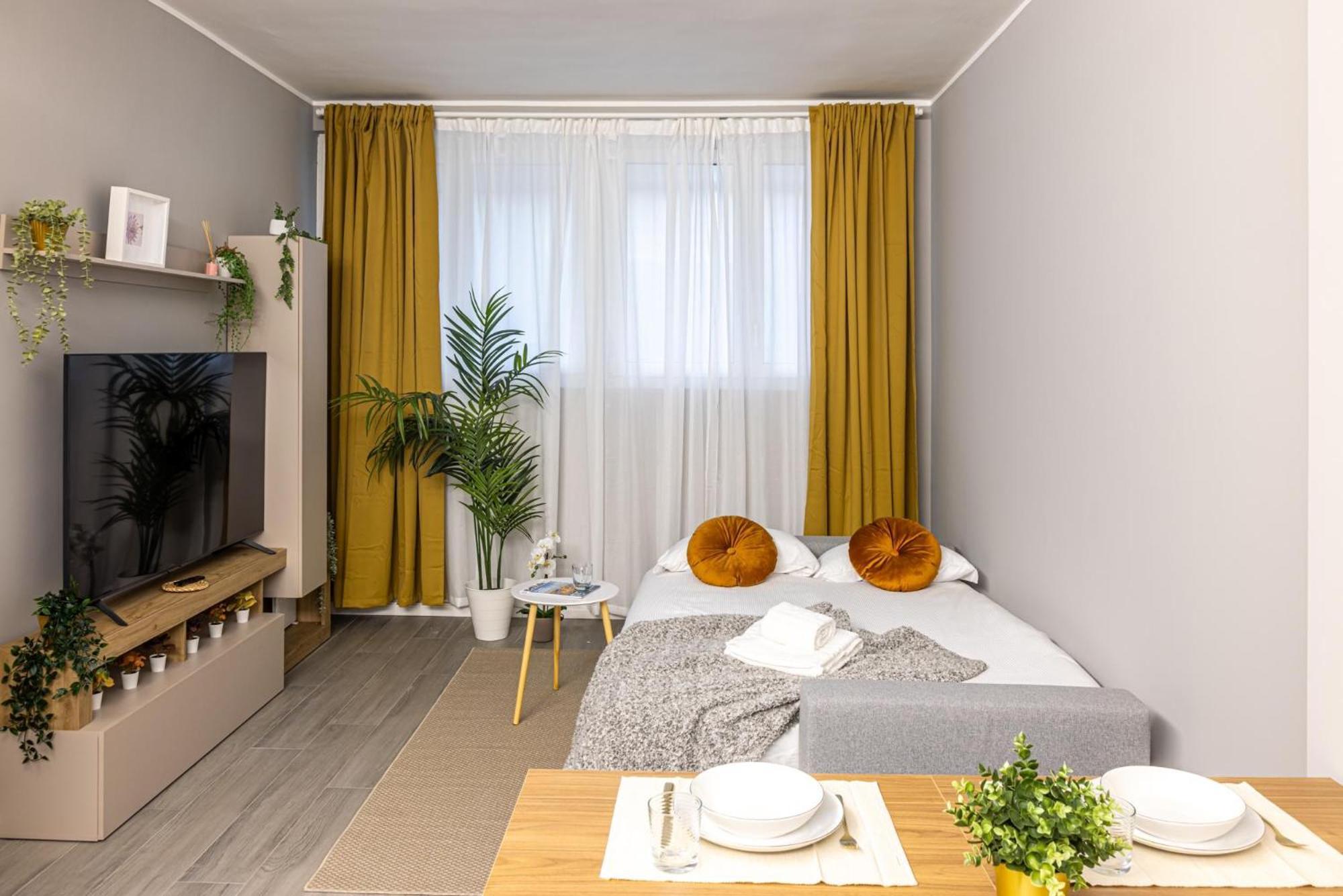 Lovely Apartment - 15Min Duomo, Milano Екстер'єр фото
